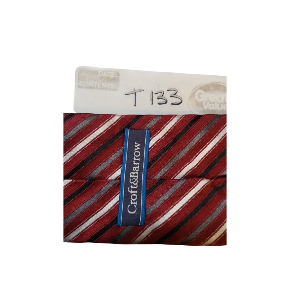 Croft & Barrow Neck Tie‎ Mens Red Black Silver Striped 100% Silk Business Church